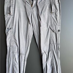 UNIONBAY Gray Cropped Cargo Pants